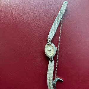 Elegant Silver Women's Vintage watch